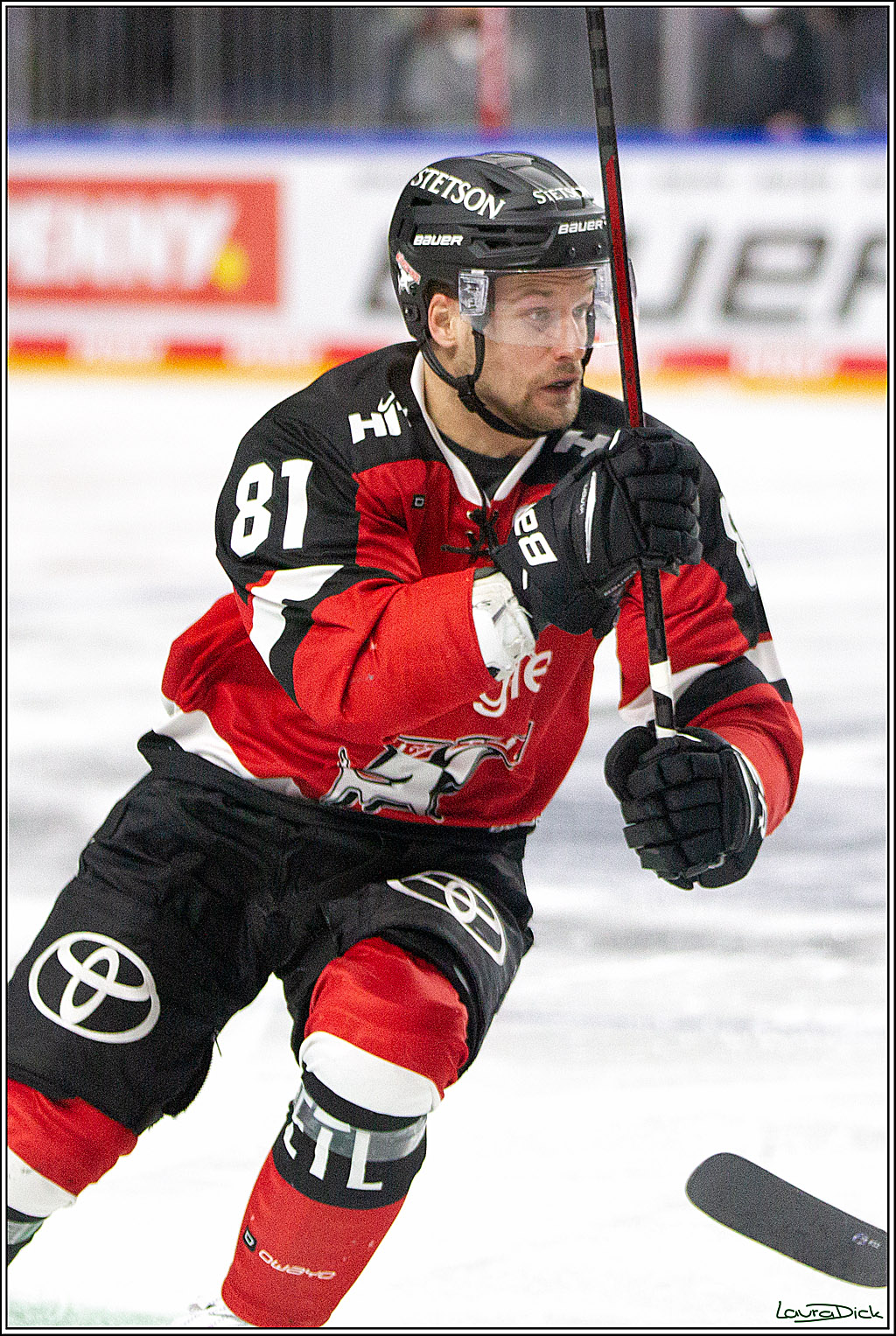 PENNY DEL;  Koelner Haie - Straubing Tigers; Koeln, 15.10.2021